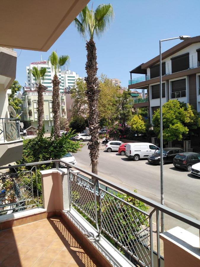Merkezi Ve Lokasyon Muekemmel Konforlu Daire Antalya