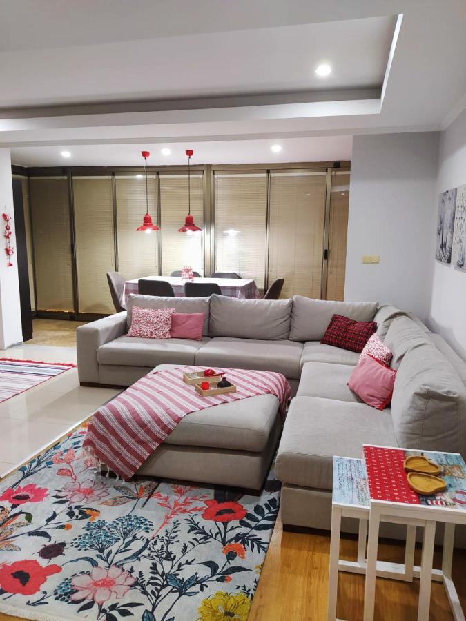 Apartment Zara Park Attalos *