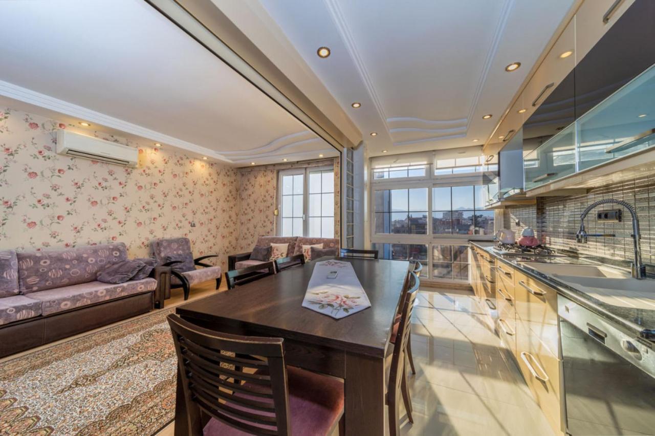 Lovely Flat With Sea View Near In Muratpasa Apartment *