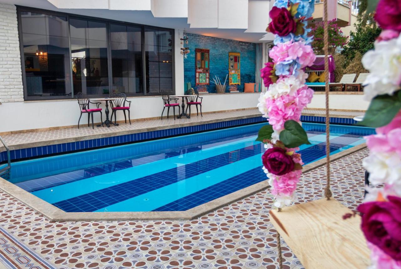 Azuu Bohem Hotel