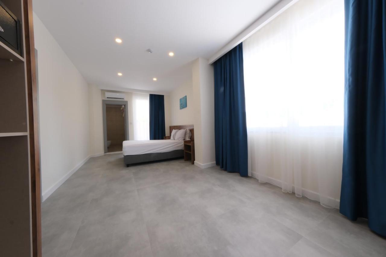 Premier Hotel