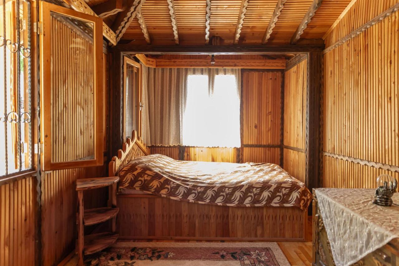Feslikan Chalet