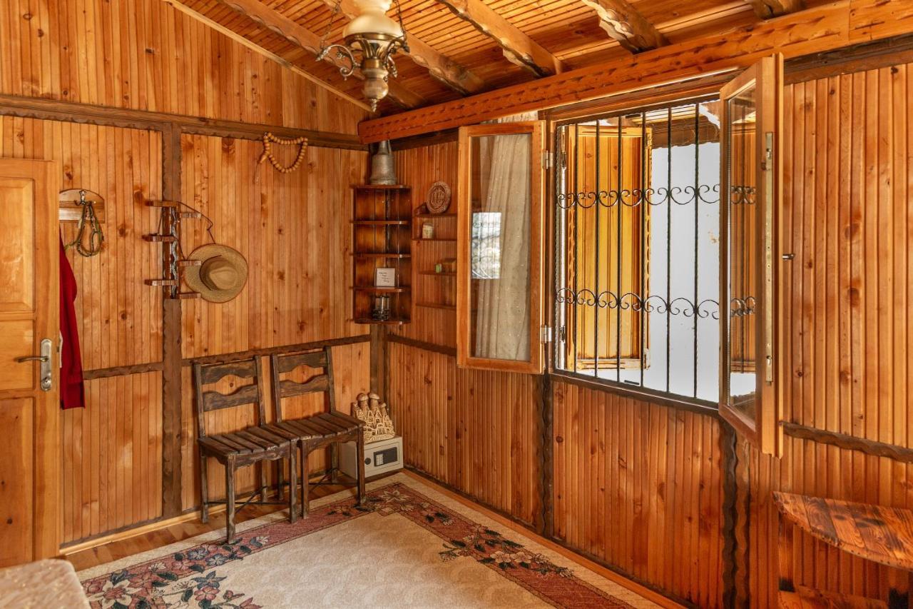 Chalet Feslikan Chalet