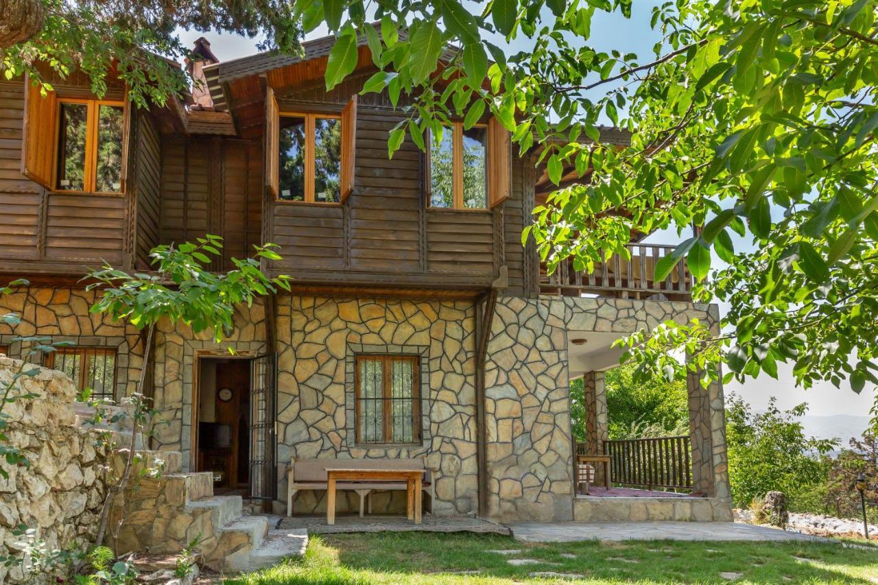 Feslikan Chalet