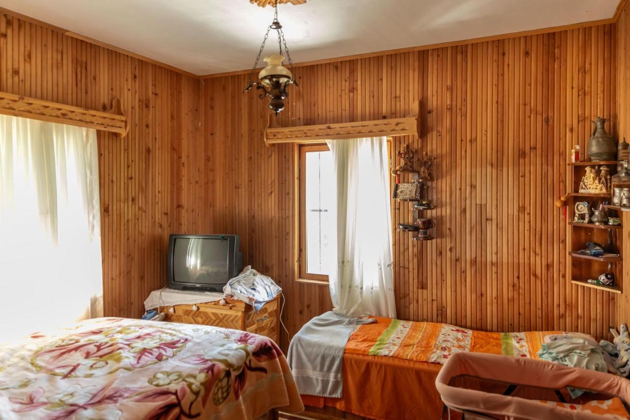 Feslikan Chalet Chalet