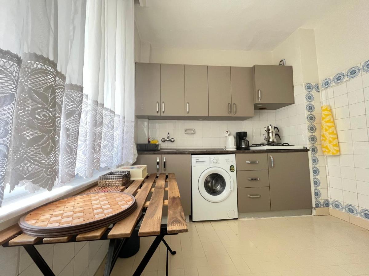 Large And Simple Family House In Center Apartment *