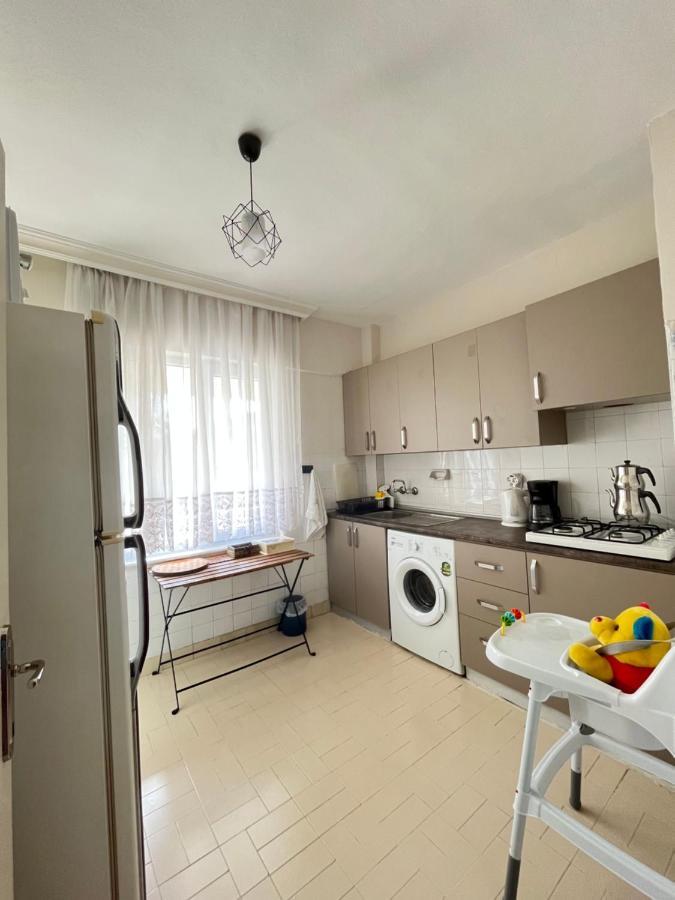 Large And Simple Family House In Center Apartment