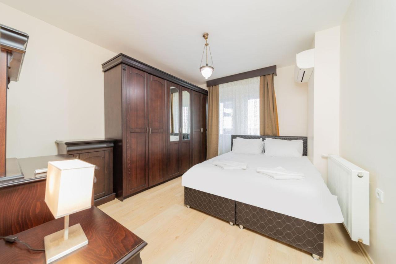 Flat With Balcony 3 Min To Konyaalti Antalya