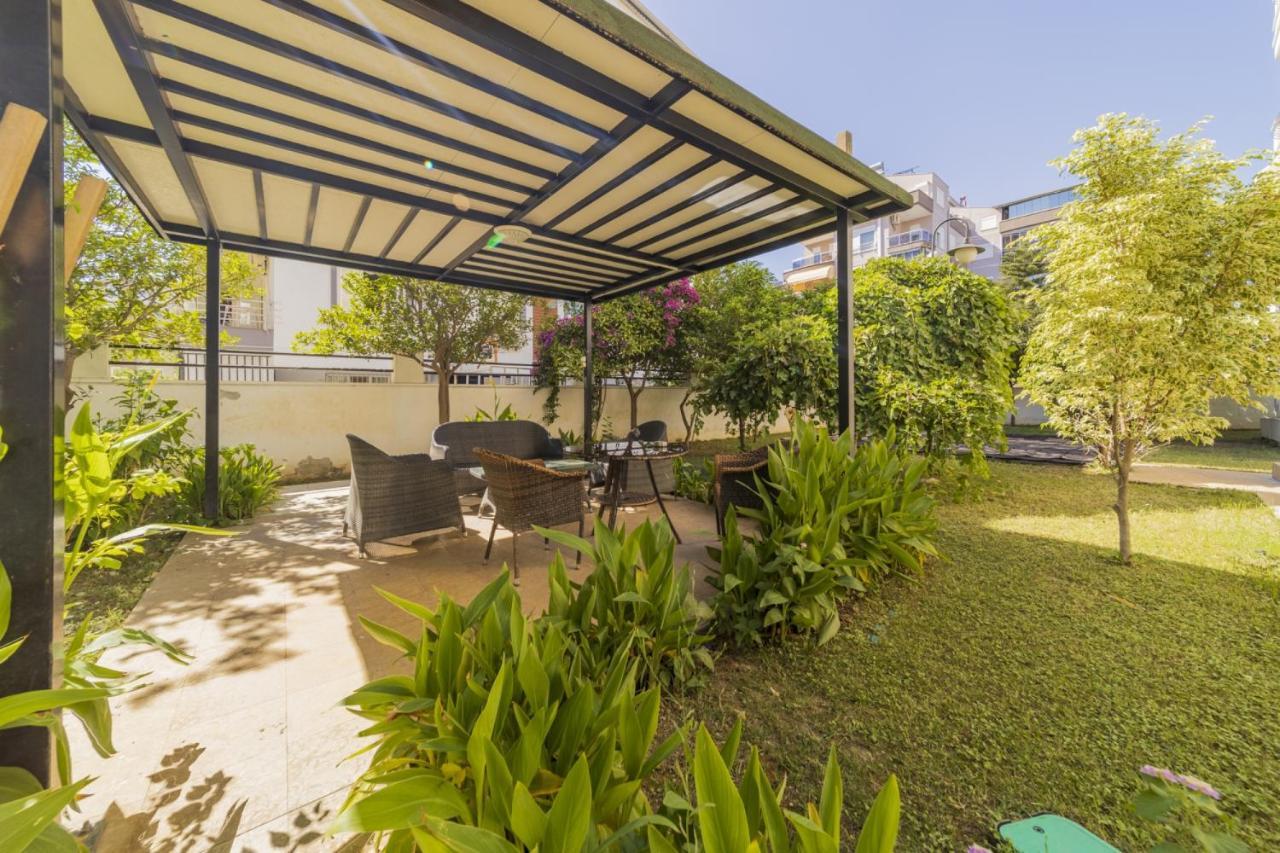 Flat W Pool Garden And Balcony 7 Min To Beach