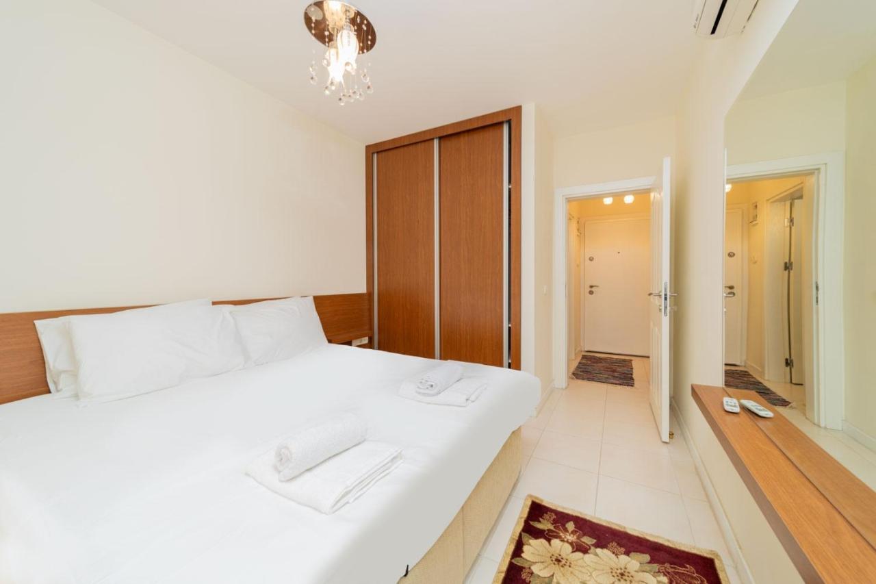 Flat W Pool Garden And Balcony 7 Min To Beach *