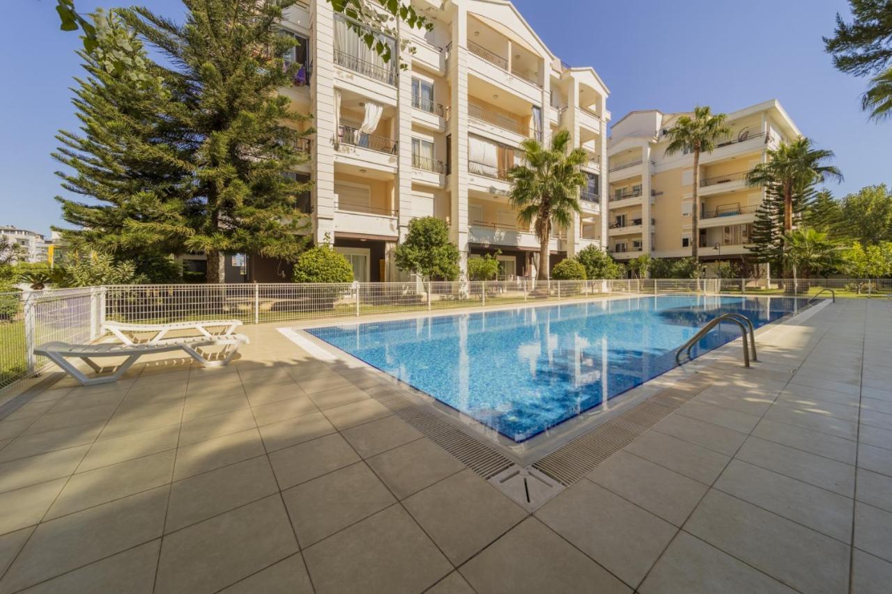 Flat W Pool Garden And Balcony 7 Min To Beach *