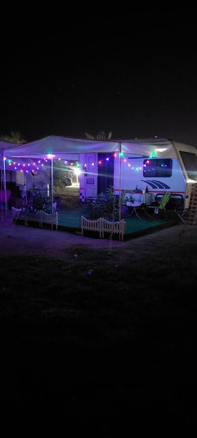 Karavan Tosbik *