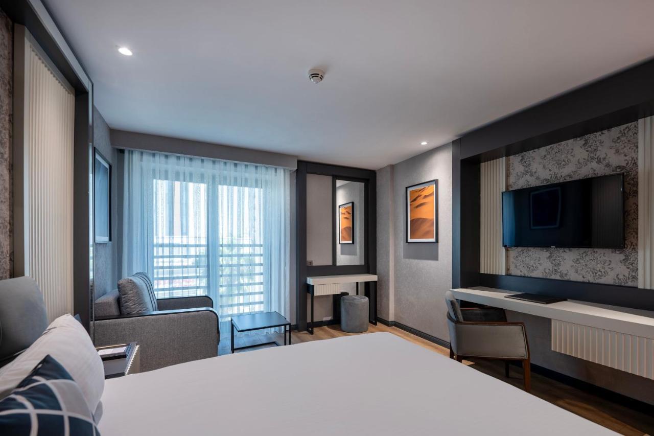 Hotel Four Points Flex By Sheraton Lara 4*