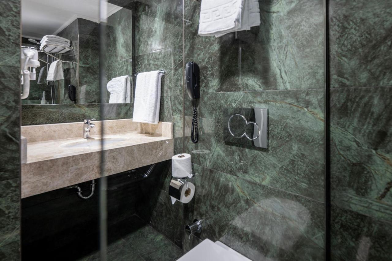 Four Points Flex By Sheraton Lara Hotel 4*