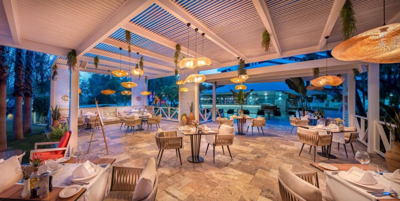 Otel Rixos Downtown - The Land Of Legends Access Antalya