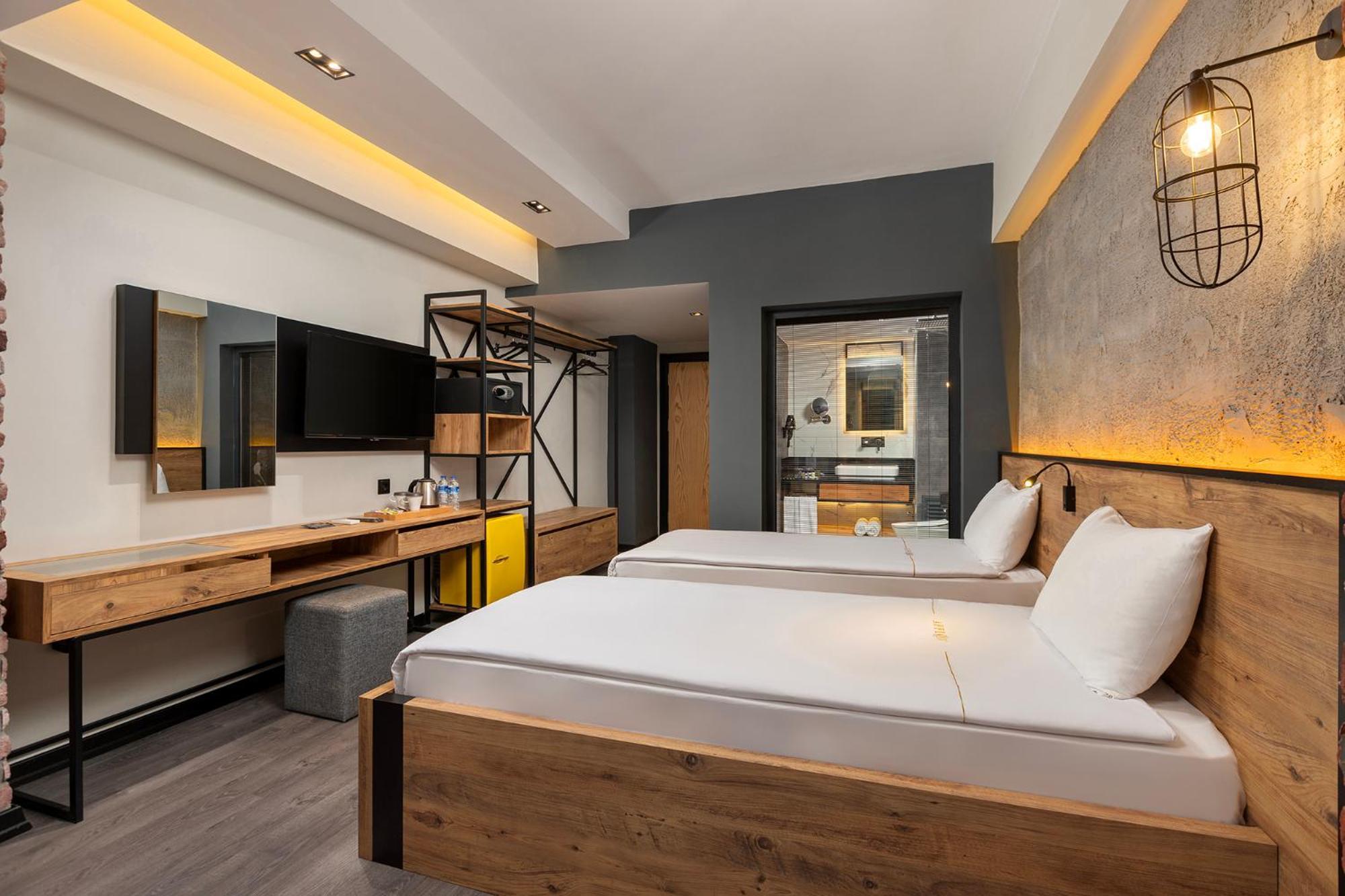 Afflon Loft 3*