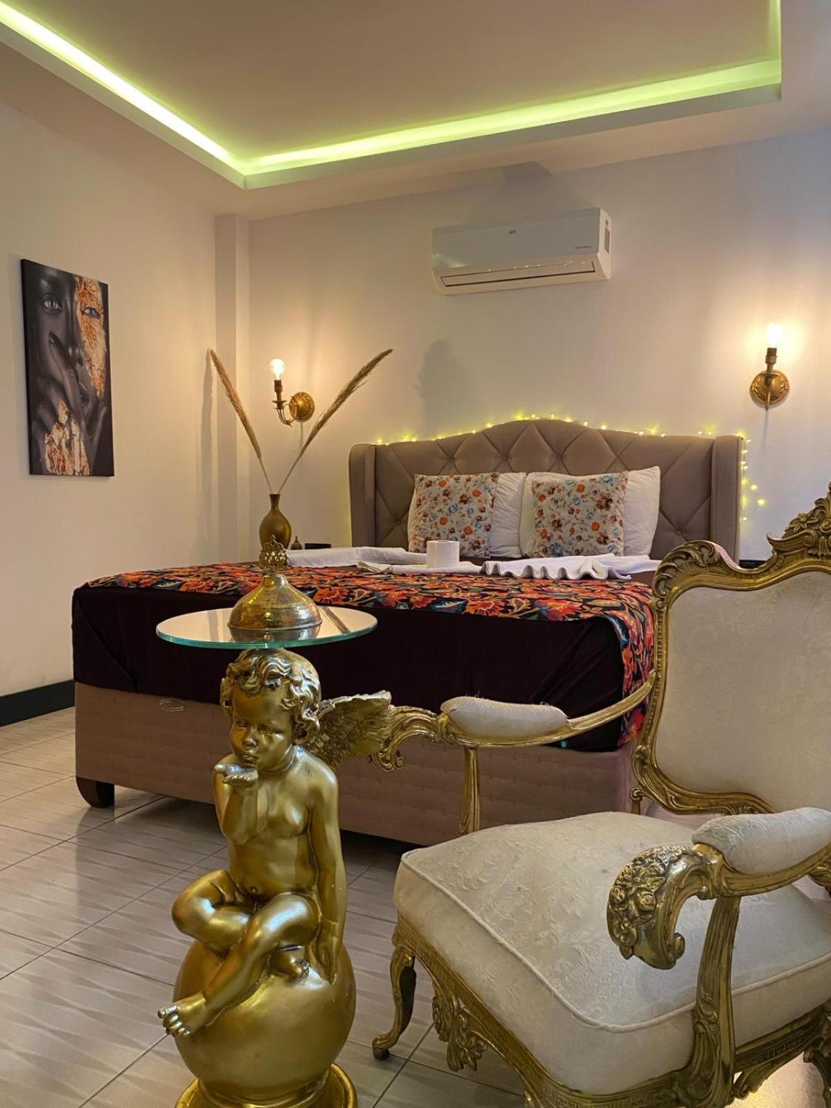 White Country Boutique Otel
