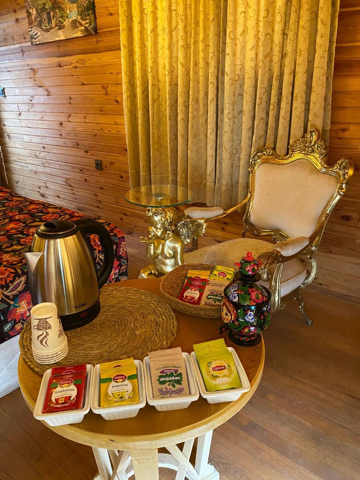 White Country Boutique 3*