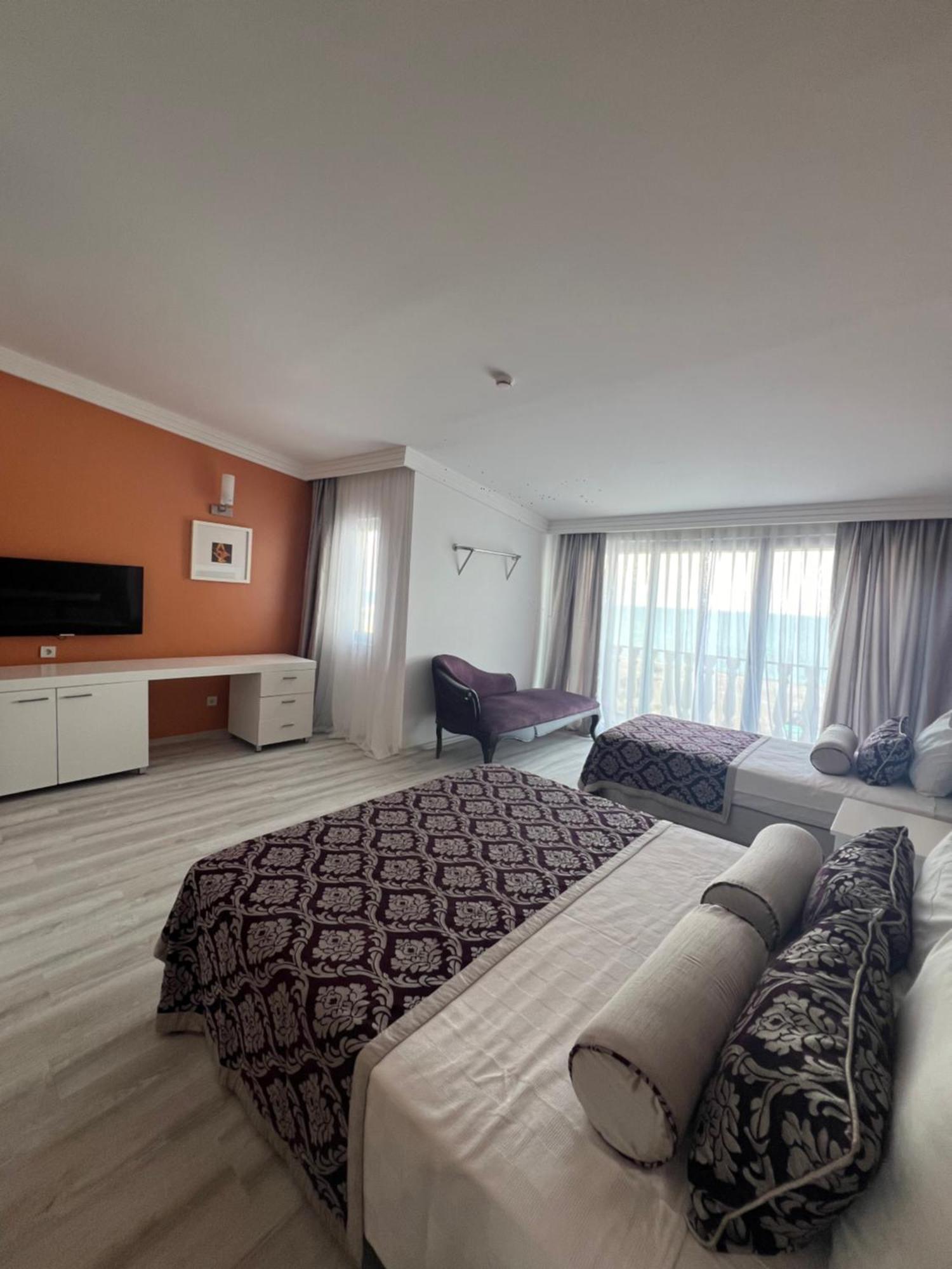 Sl La Perla Kemer * Antalya