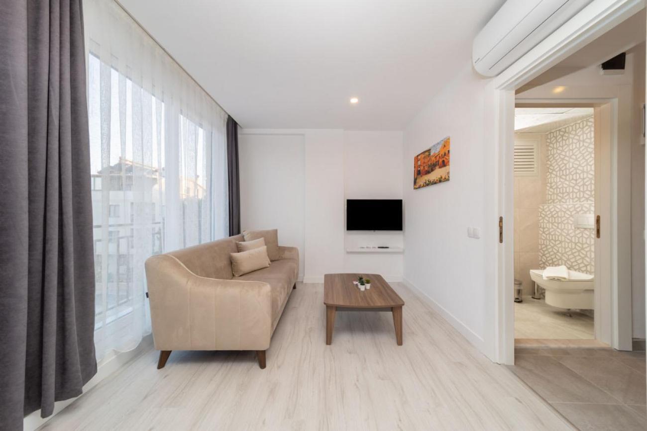 Central Flat With Terrace And View In Muratpasa Apartment Antalya