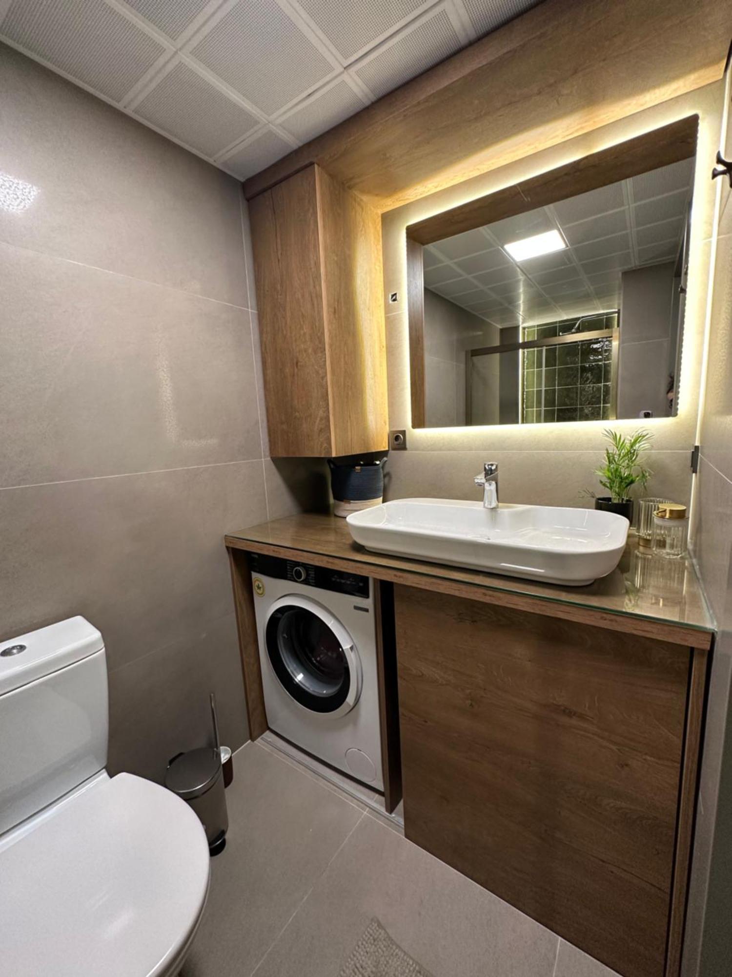 Apartment No:6 Luxury Comfort Art House