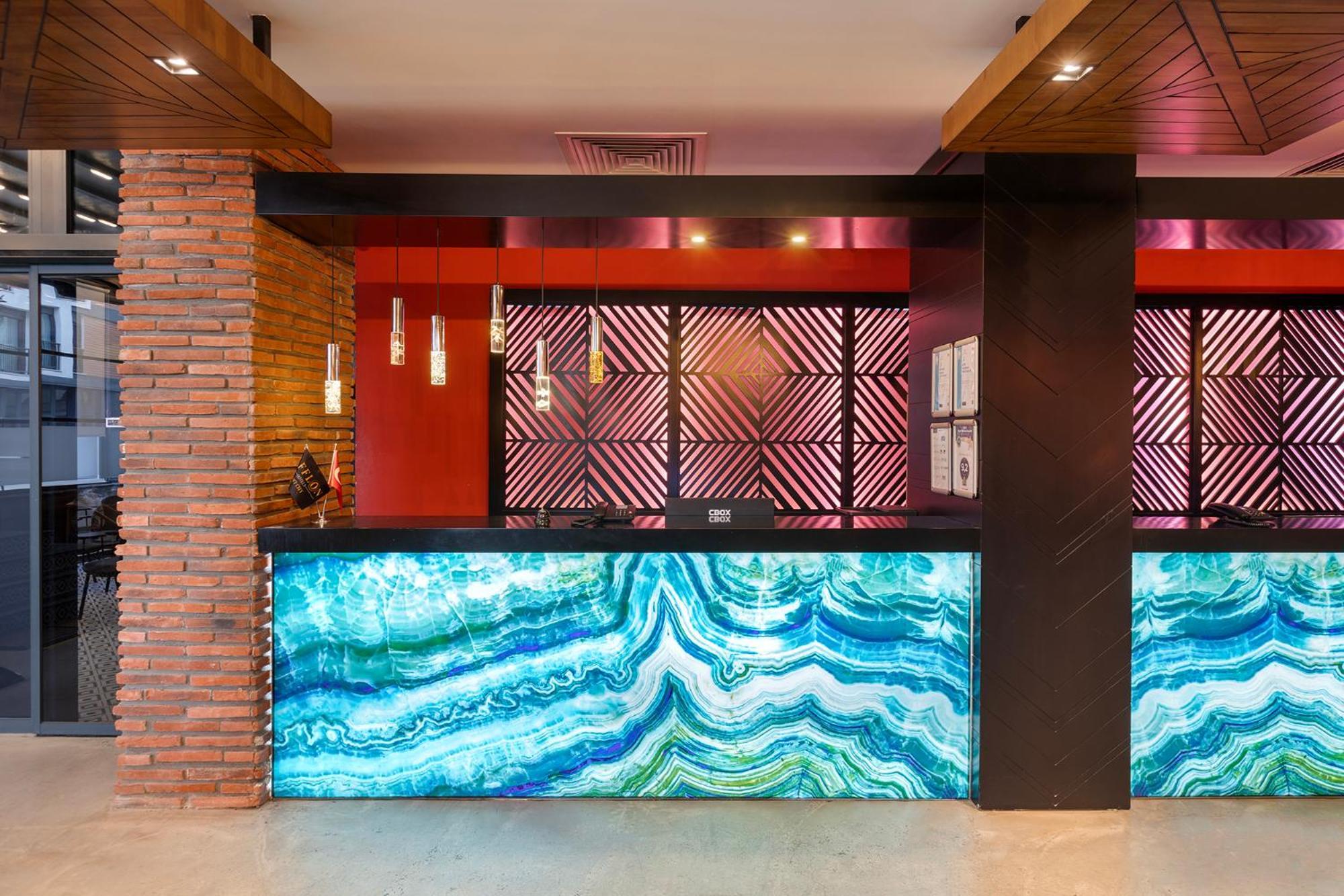 Afflon Loft 3*