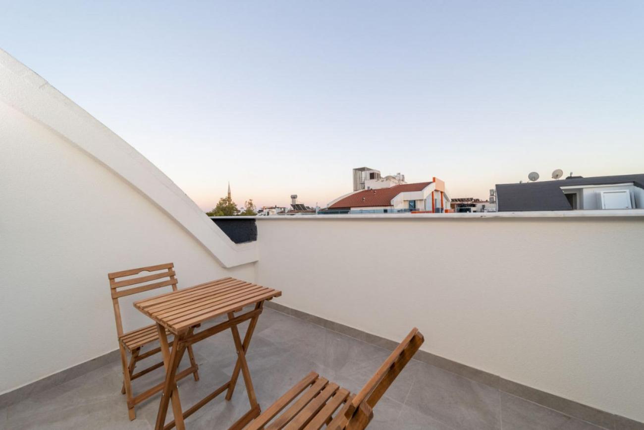 Central Flat With Terrace And View In Muratpasa Antalya
