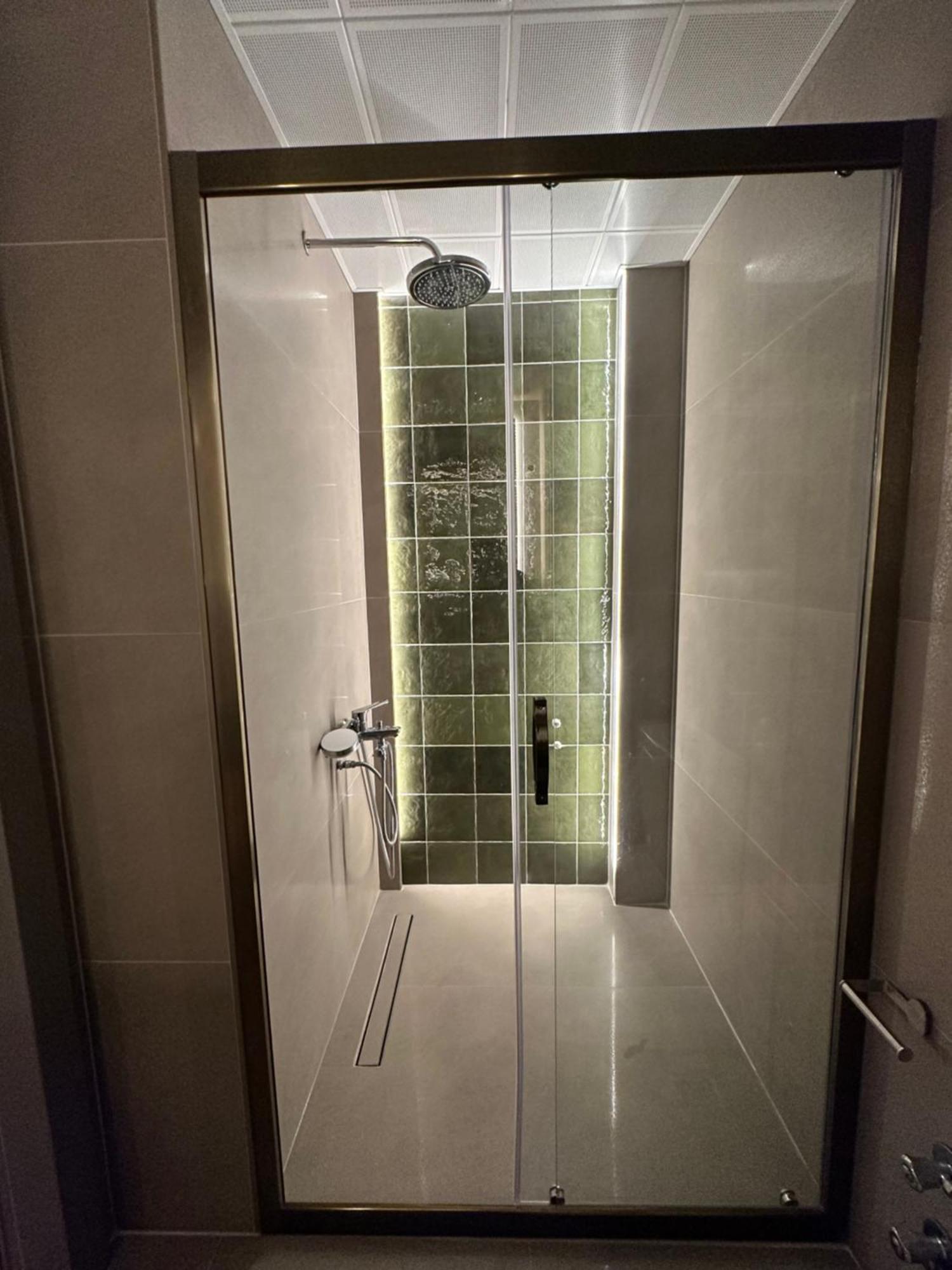 No:6 Luxury Comfort Art House Apartment