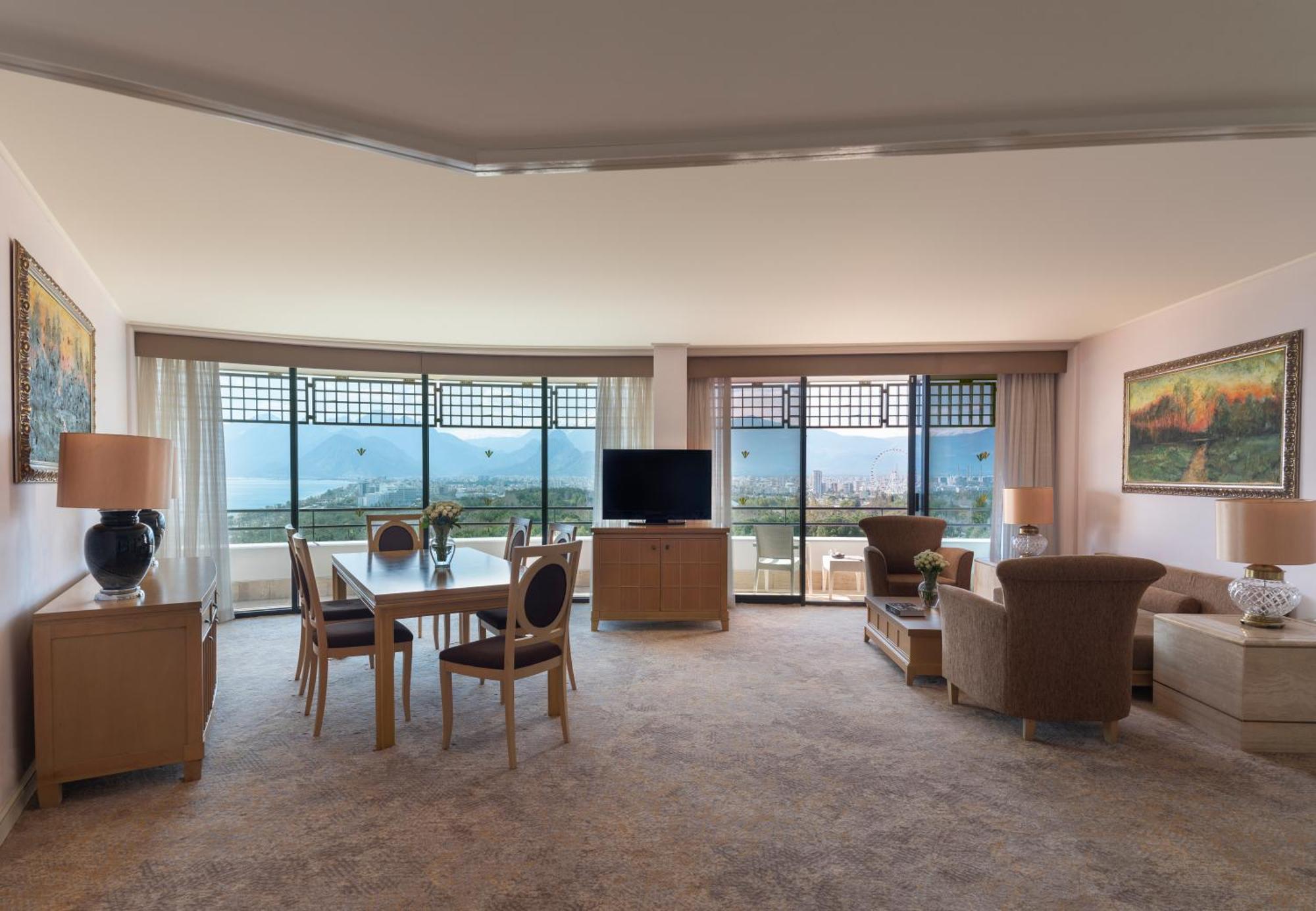 Rixos Downtown - The Land Of Legends Access Otel