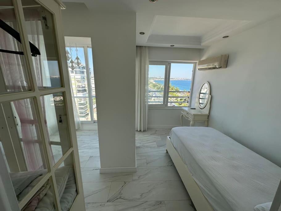 Konyaalti Denizin Ustunde Gemi Ev Apartment *