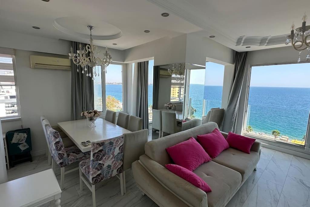 Apartment Konyaalti Denizin Ustunde Gemi Ev Antalya