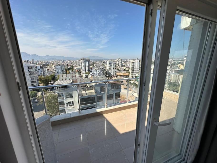 Konyaalti Denizin Ustunde Gemi Ev Apartment *