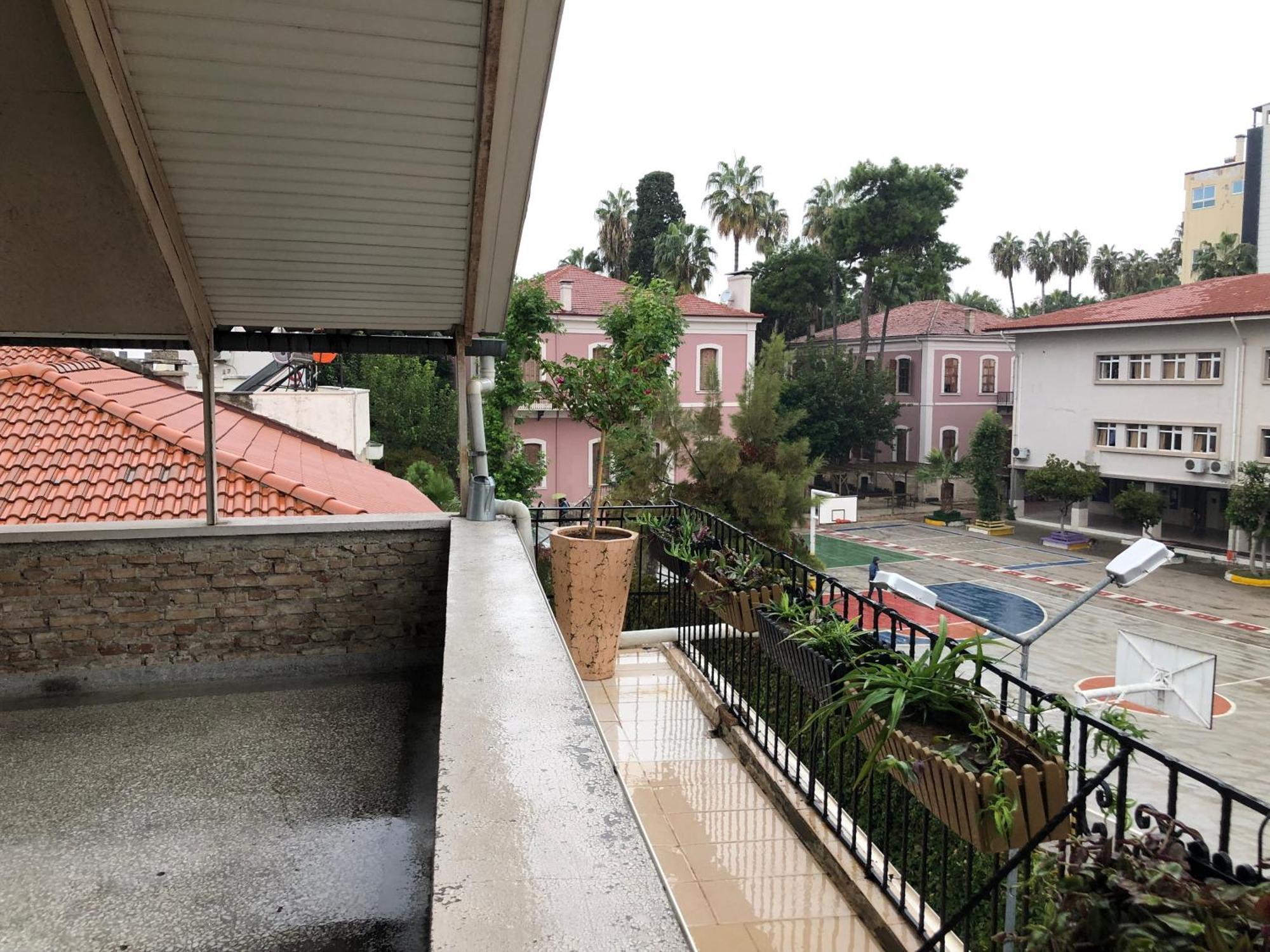 Homestay Tarihi Kaleici Muhtesem Dizayn Huzurlu Keyifli Teras Keyifli Oezel Ev