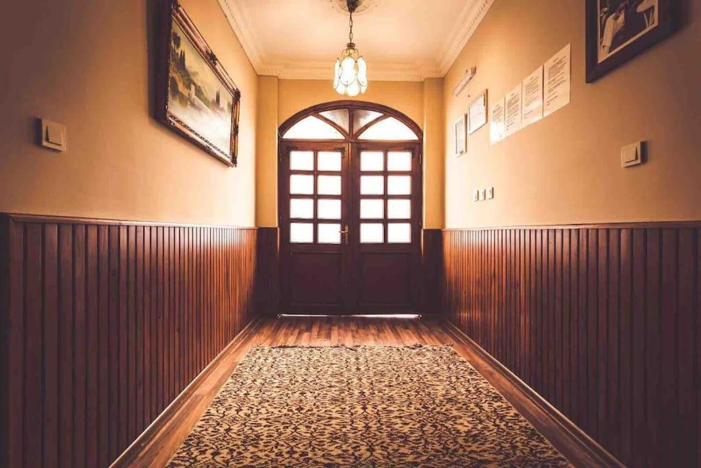 Sultan - Entrance Floor Apartment *