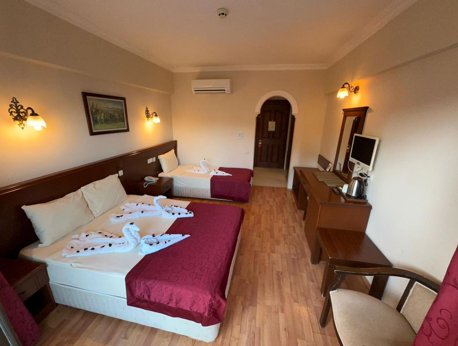 Hotel Astoria Park &
