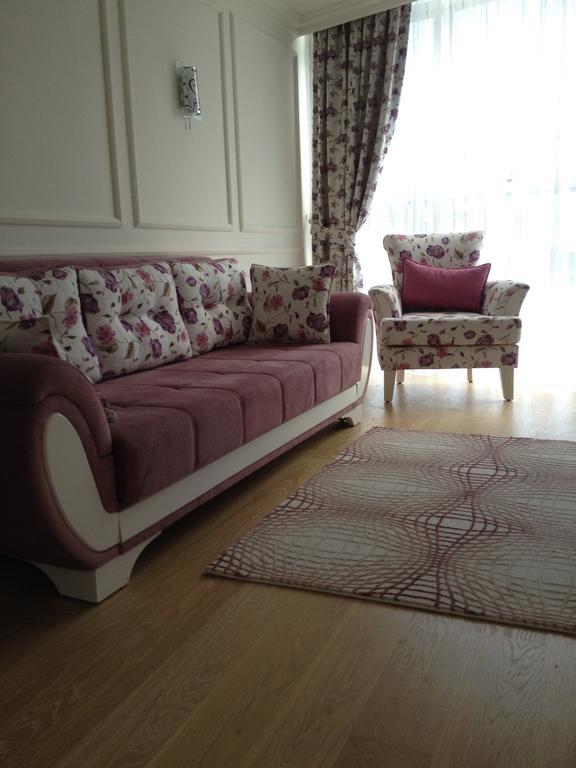 Onkel Residences Apartment