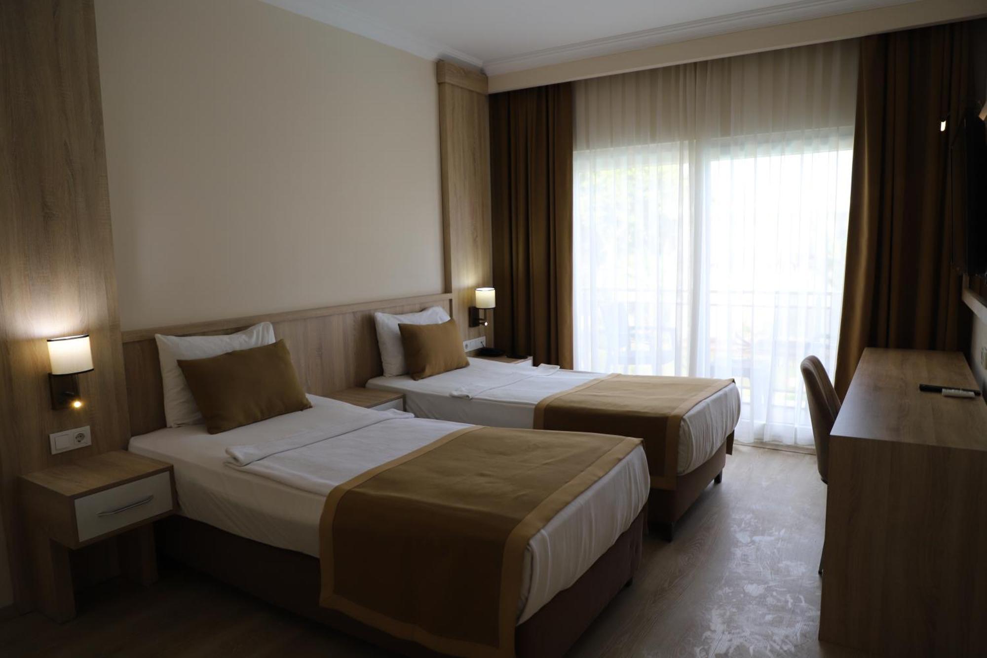 Hotel Lara Garden Butik