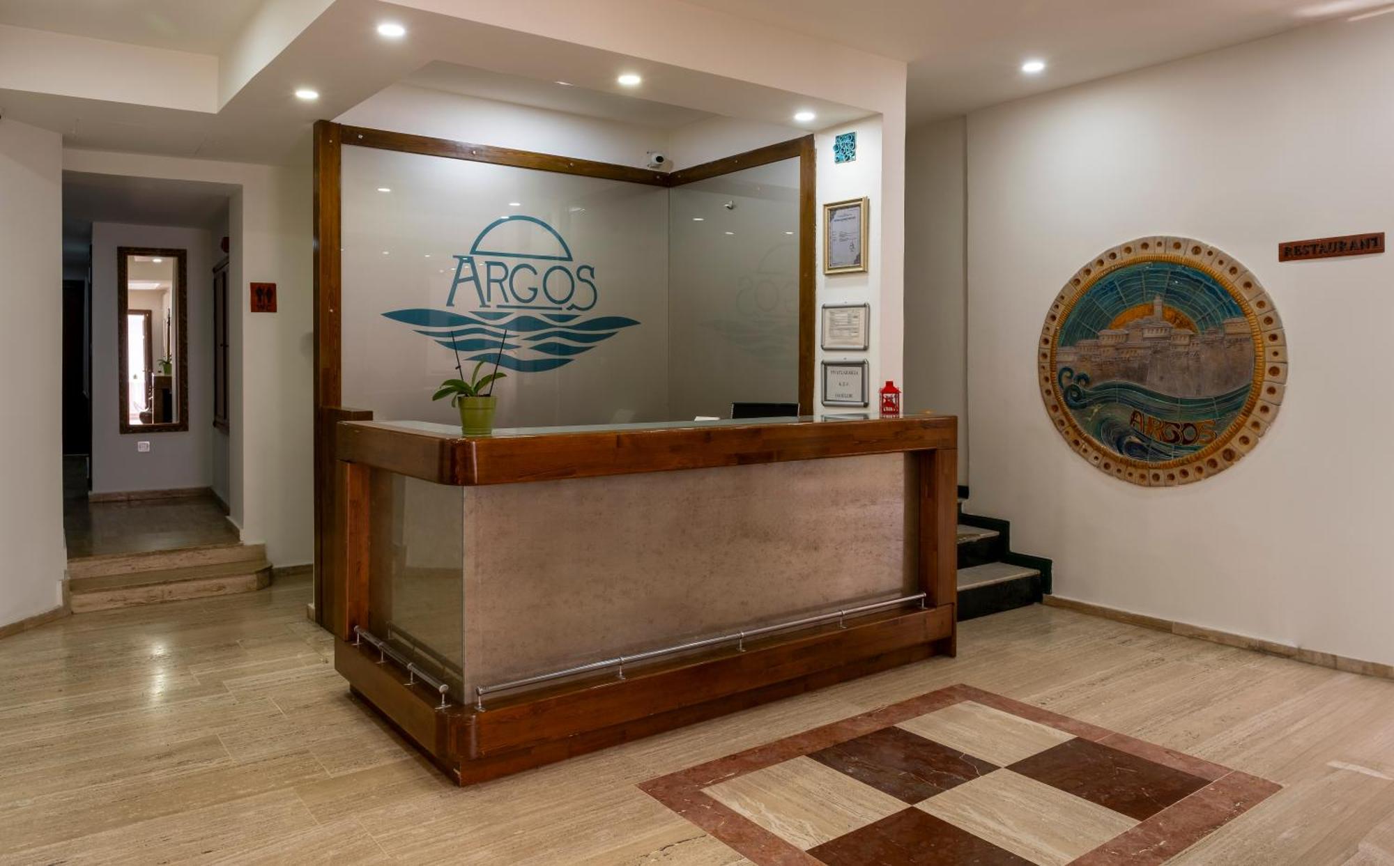 Argos Hotel 3*