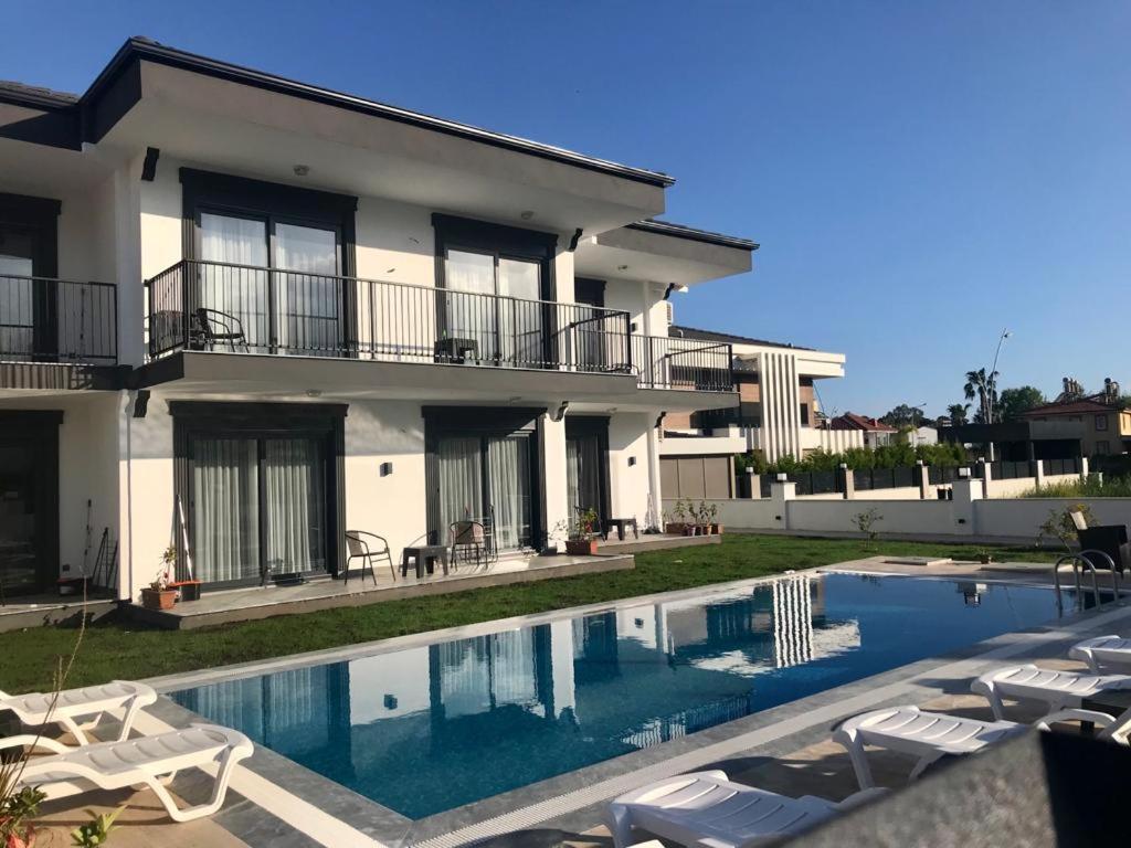Tanem Apartment