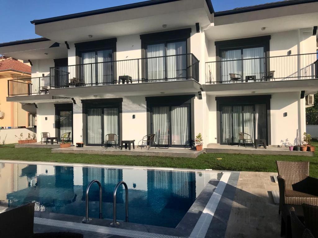 Tanem Apartment