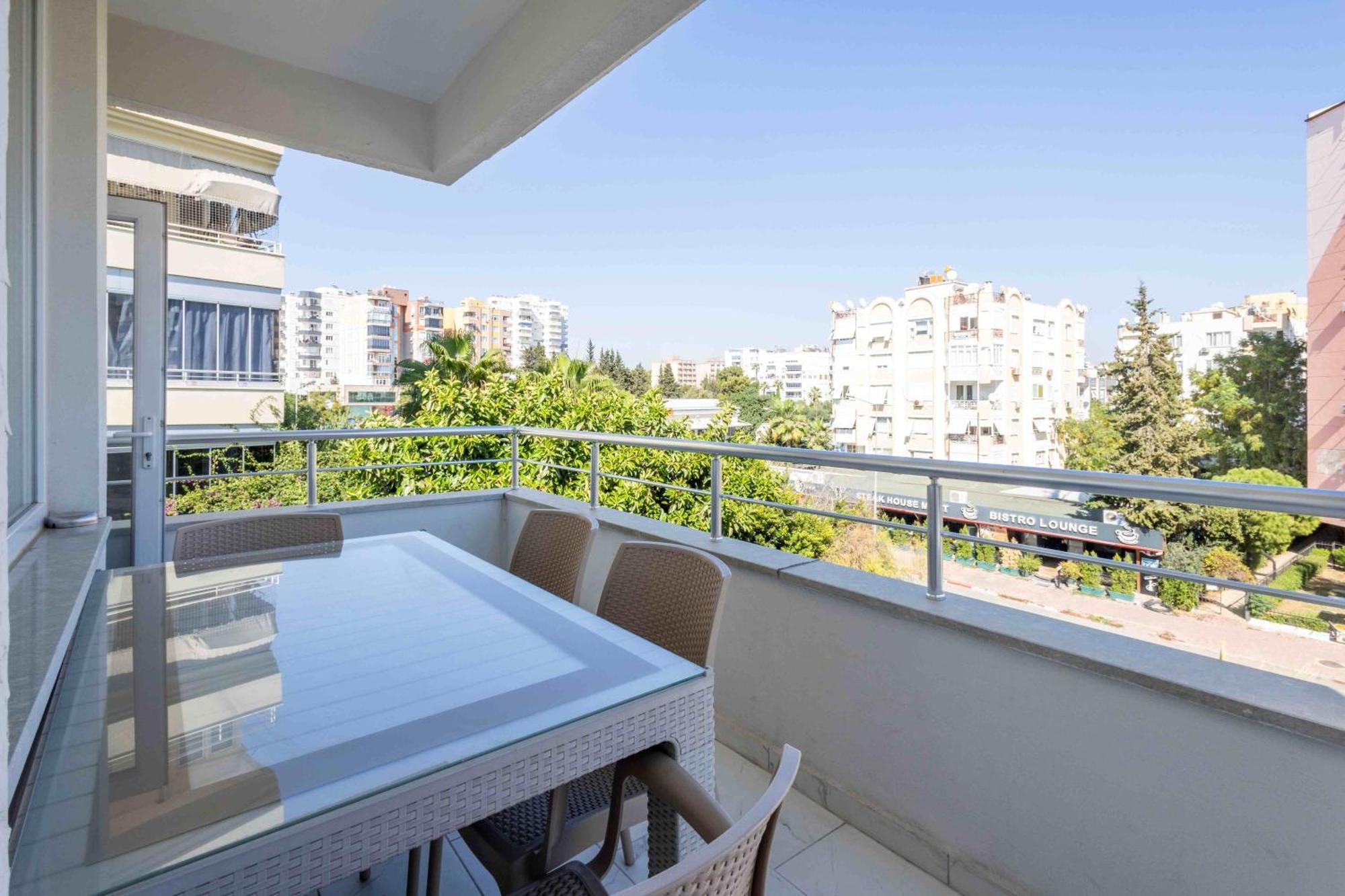 Peramis Apart Antalya