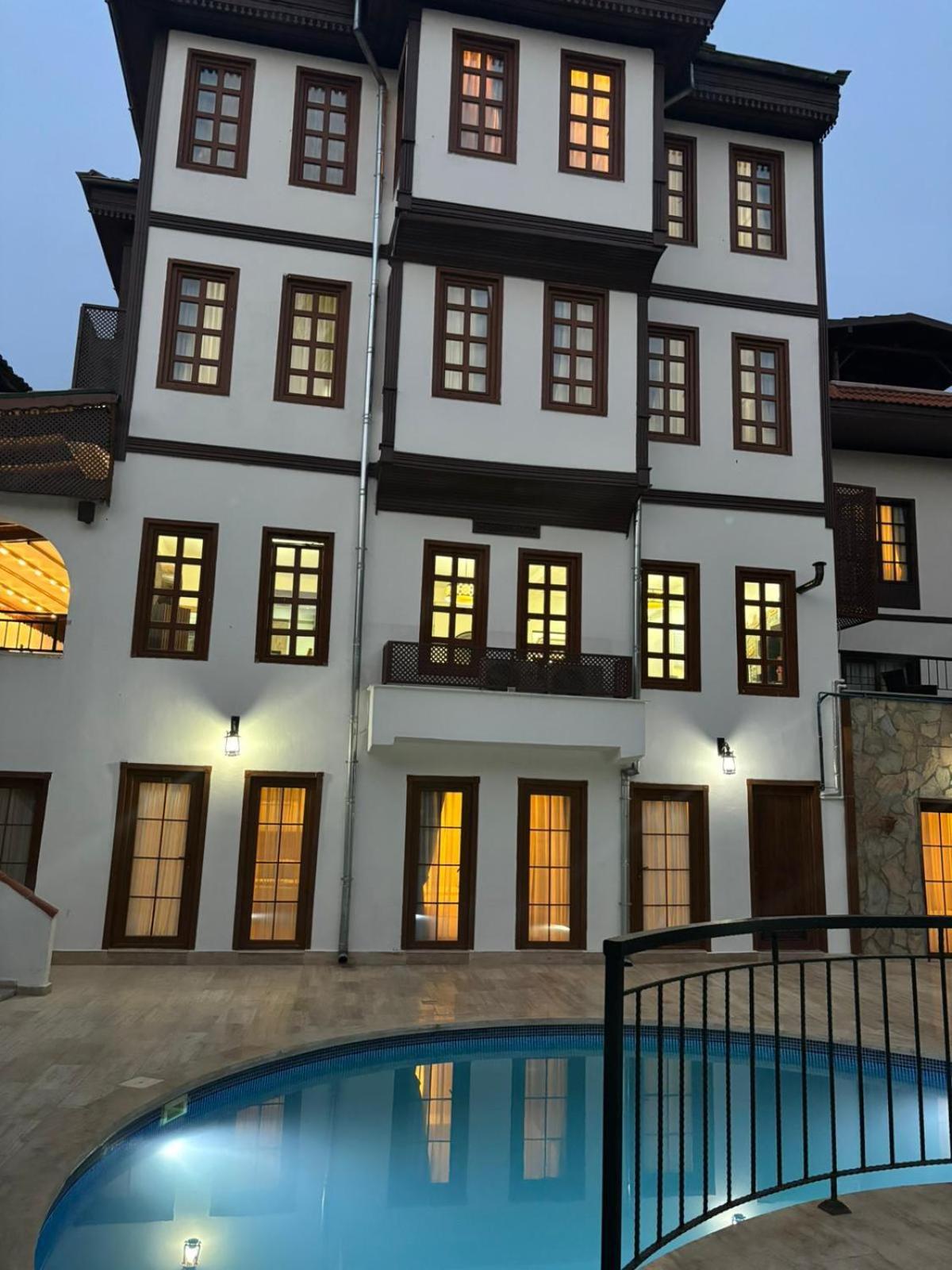 Hotel Argos 3*