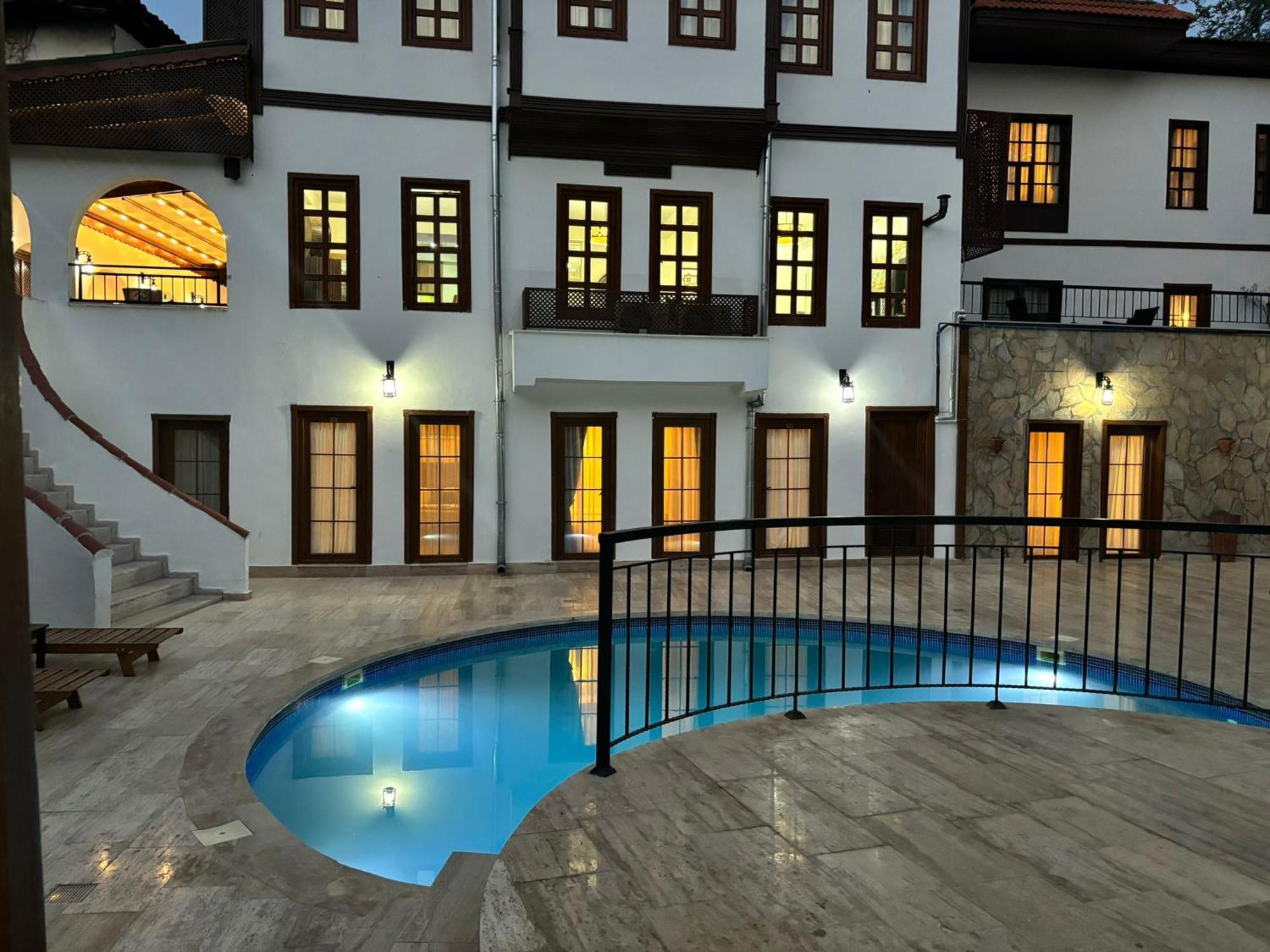 Hotel Argos