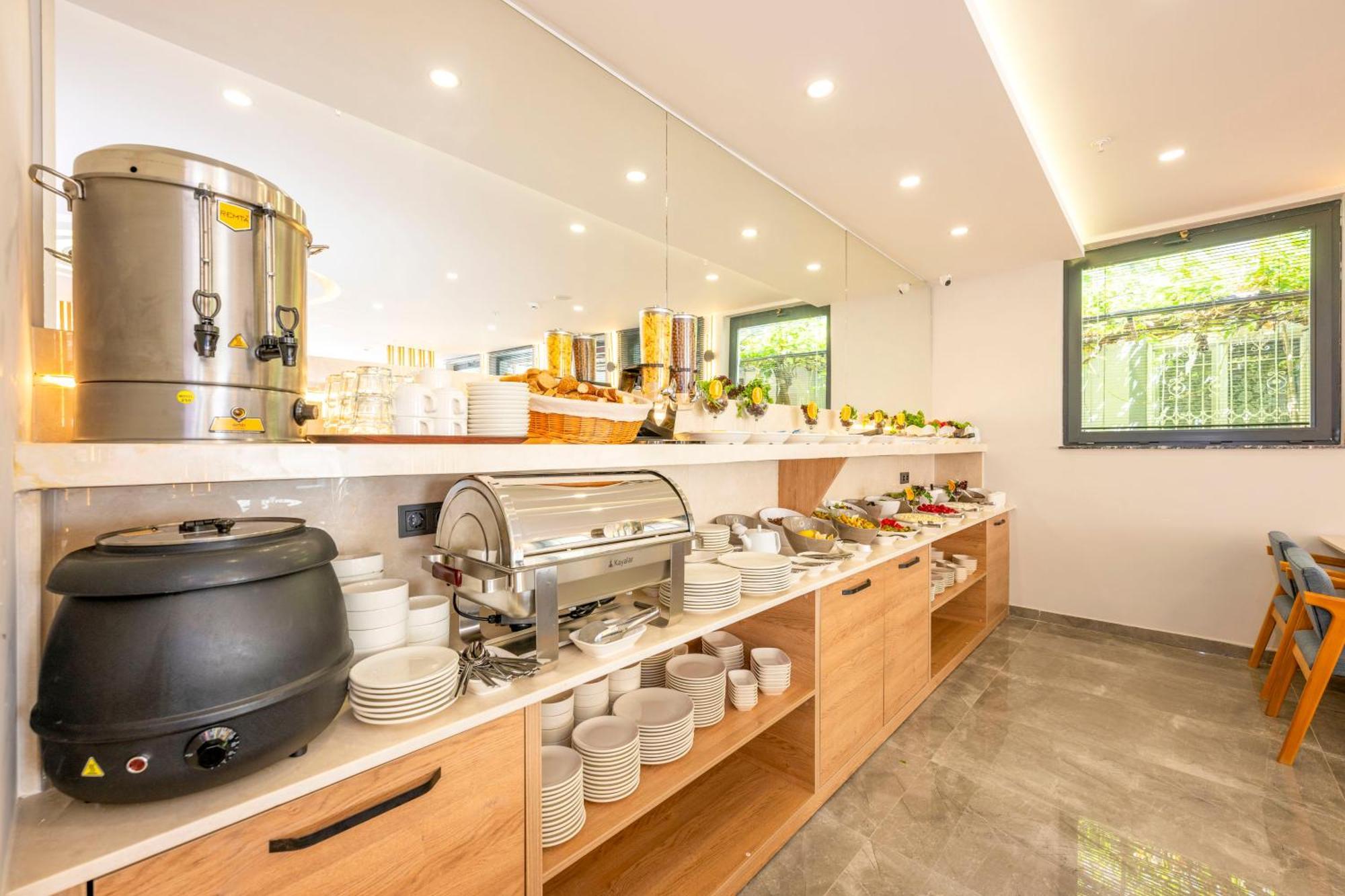 Hotel Diamond Luxury 3*