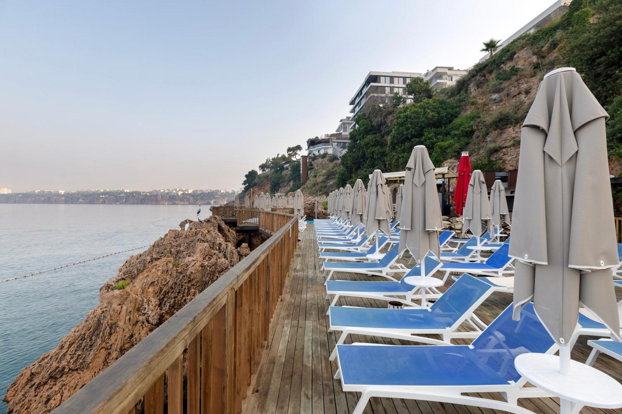 Otel Ramada Plaza Antalya