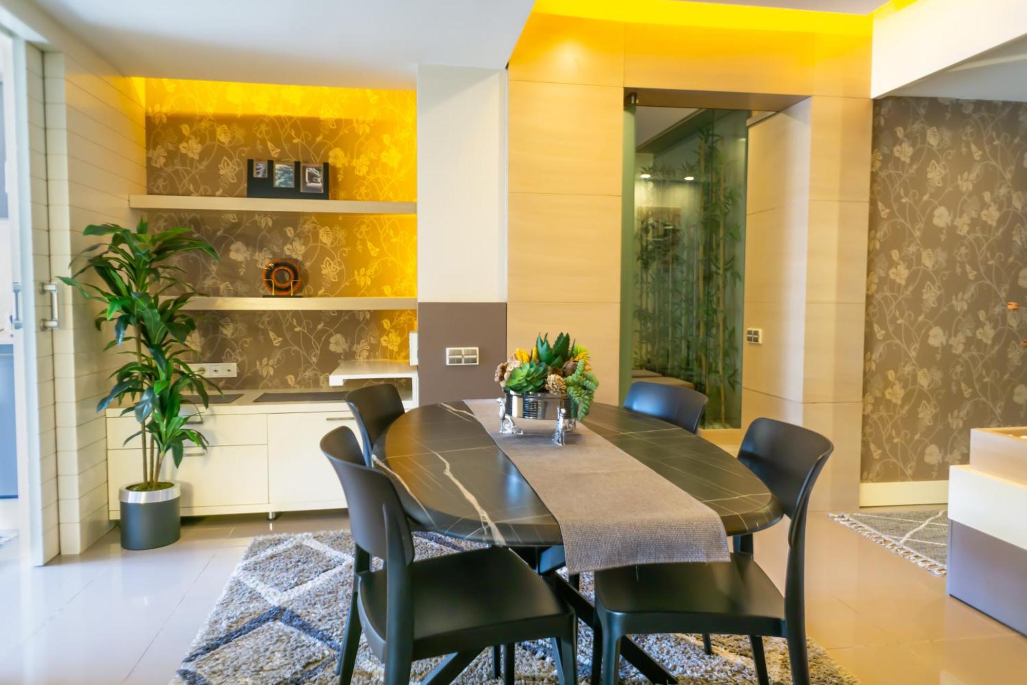 Downtown Oasis - Spacious Modern 3-br Flat Near Beachpark Apartment Antalya