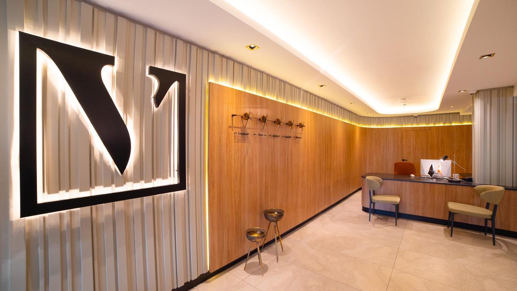 Hotel Lara Vista Suits & Spa *