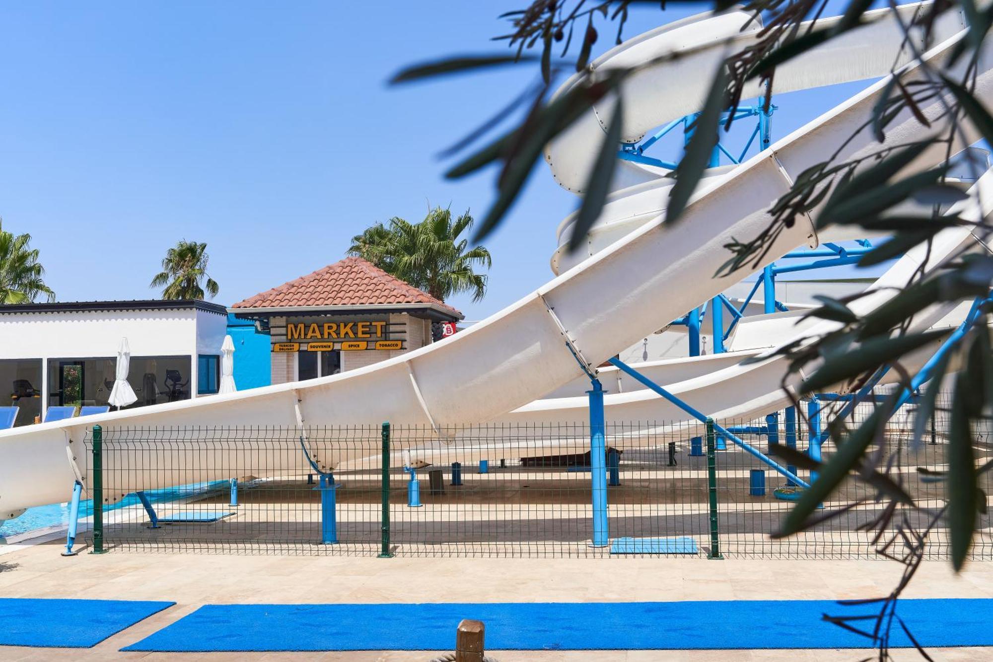 Otel Lavia Lara Antalya