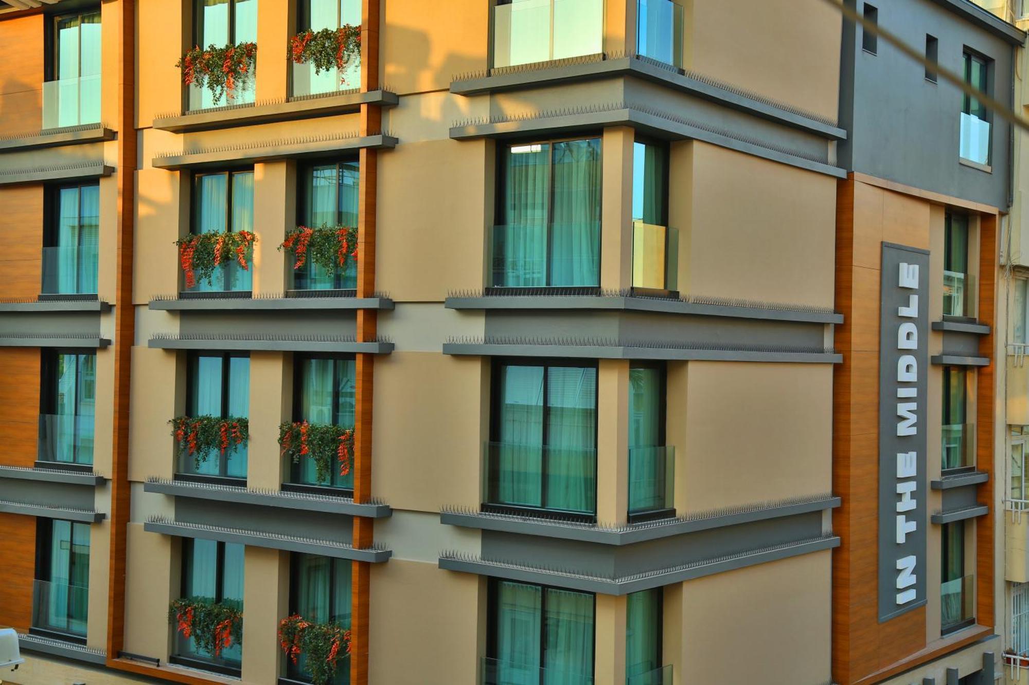 Hotel In The Middle Antalya