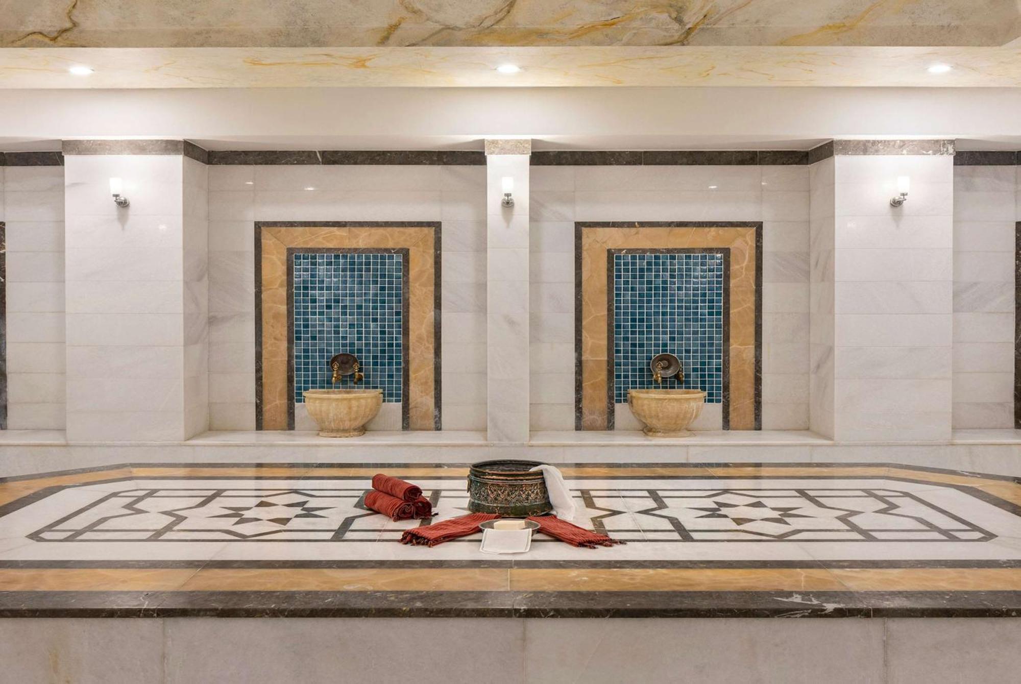 Ramada By Wyndham Lara Hotel 5*